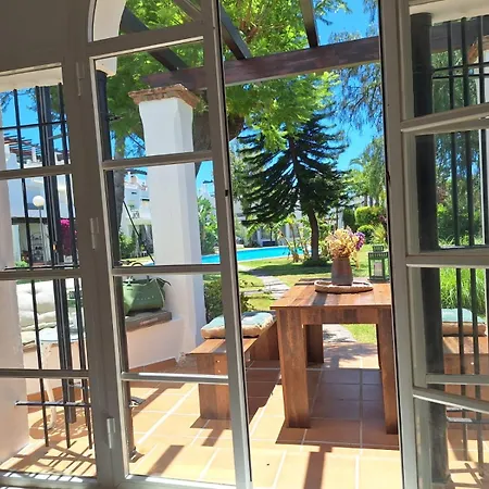 Sea Village Puerto Banus Golf Apartment *